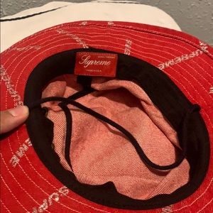 SUPER RARE supreme bucket hat